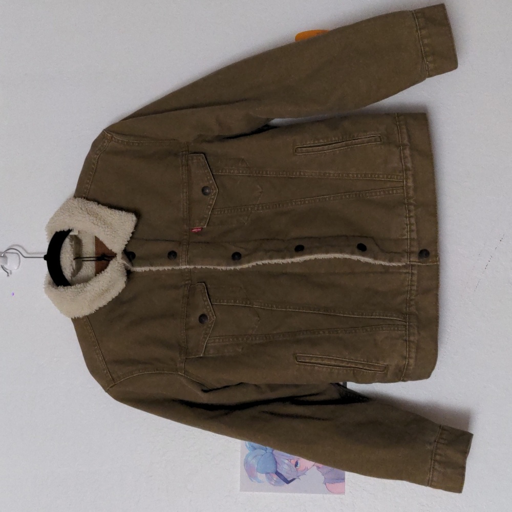 NWT Levi's Sherpa Trucker Jacket with Fuzzy Lining